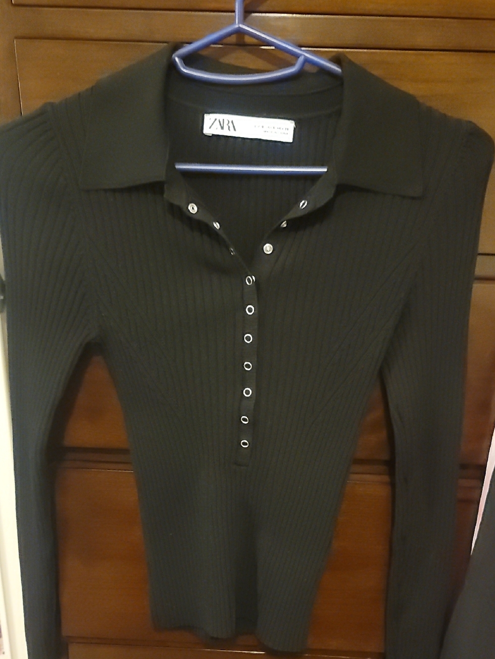 NWOT Zara Black Ribbed Long-Sleeve Snap Front Sweater S